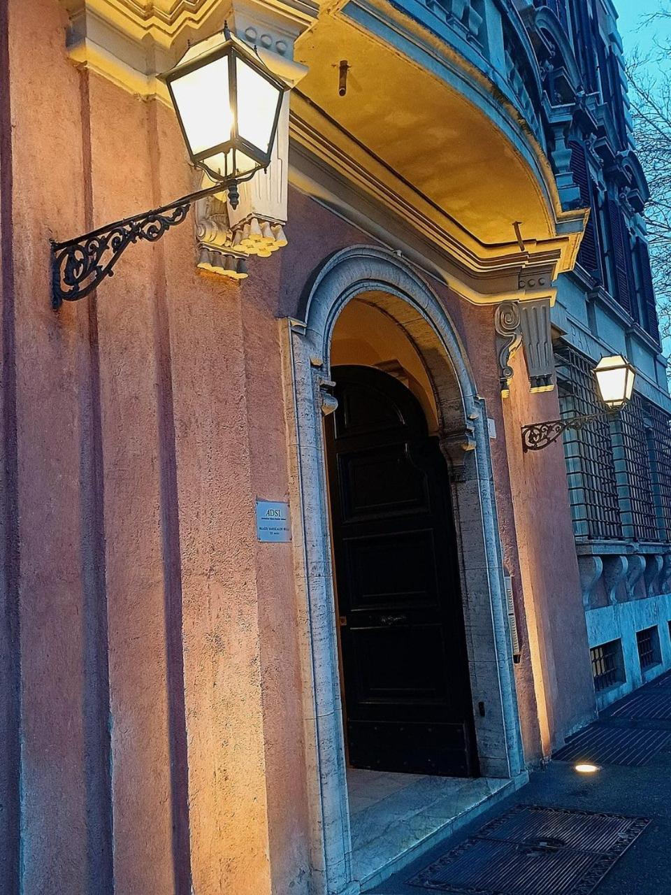 La Casetta Di Miriam A Piazza Di Spagna 罗马 外观 照片